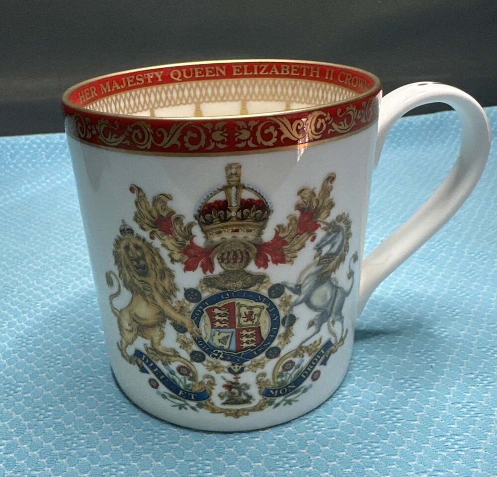 English Bone China Cup "Her Majesty Queen Elizabeth 2 Crowned W/Minister 6/19/53